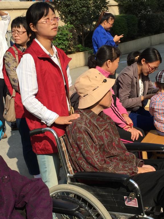 江南大学公益互助协会重阳敬老爱老活动顺利开展