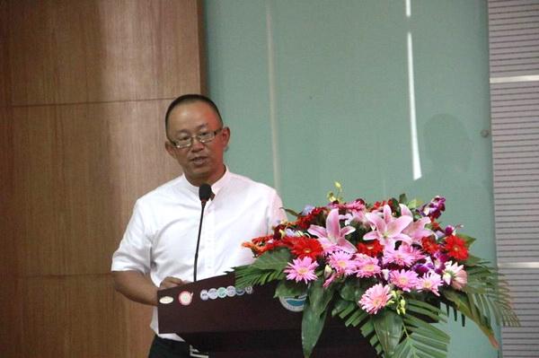 “雅富江城奖助学金”颁奖典礼在我校举行